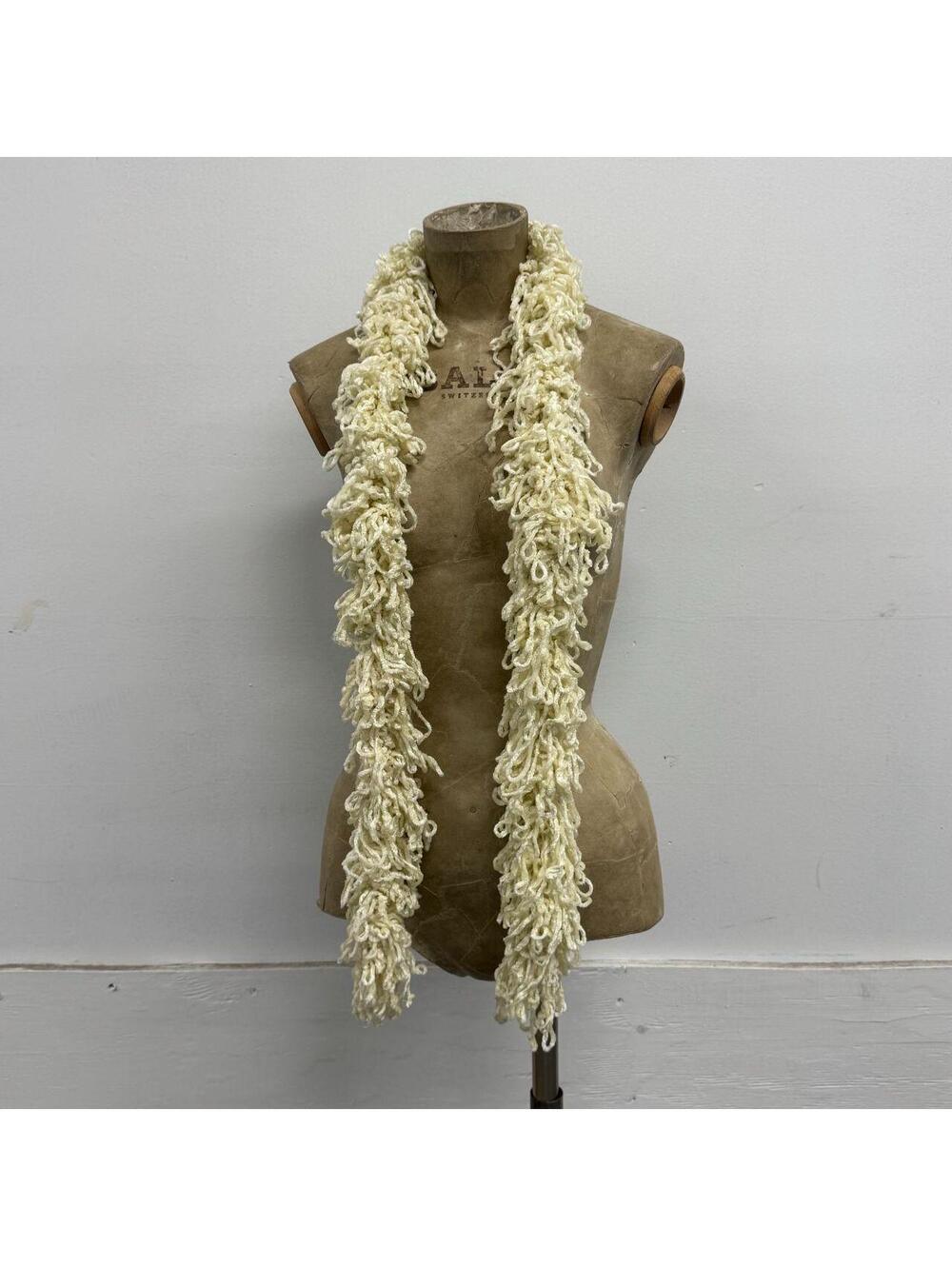 Vintage Saldarini Italy Shaggy Looped Bouclé Knit Boa Scarf Cream